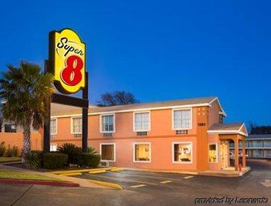 Super 8 By Wyndham Austin Downtown/Capitol Area Motel Екстериор снимка